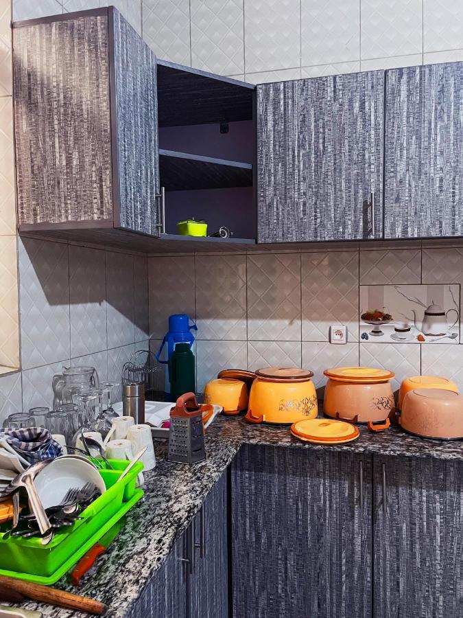 Zeo Airbnb - Cheap Apartment In Κιγκάλι Εξωτερικό φωτογραφία